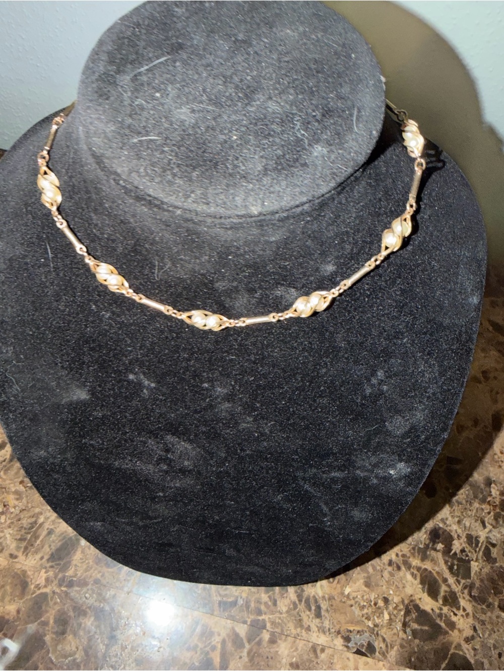 Delicate Gold-Tone Twist Link Necklace for Women with pearl accents